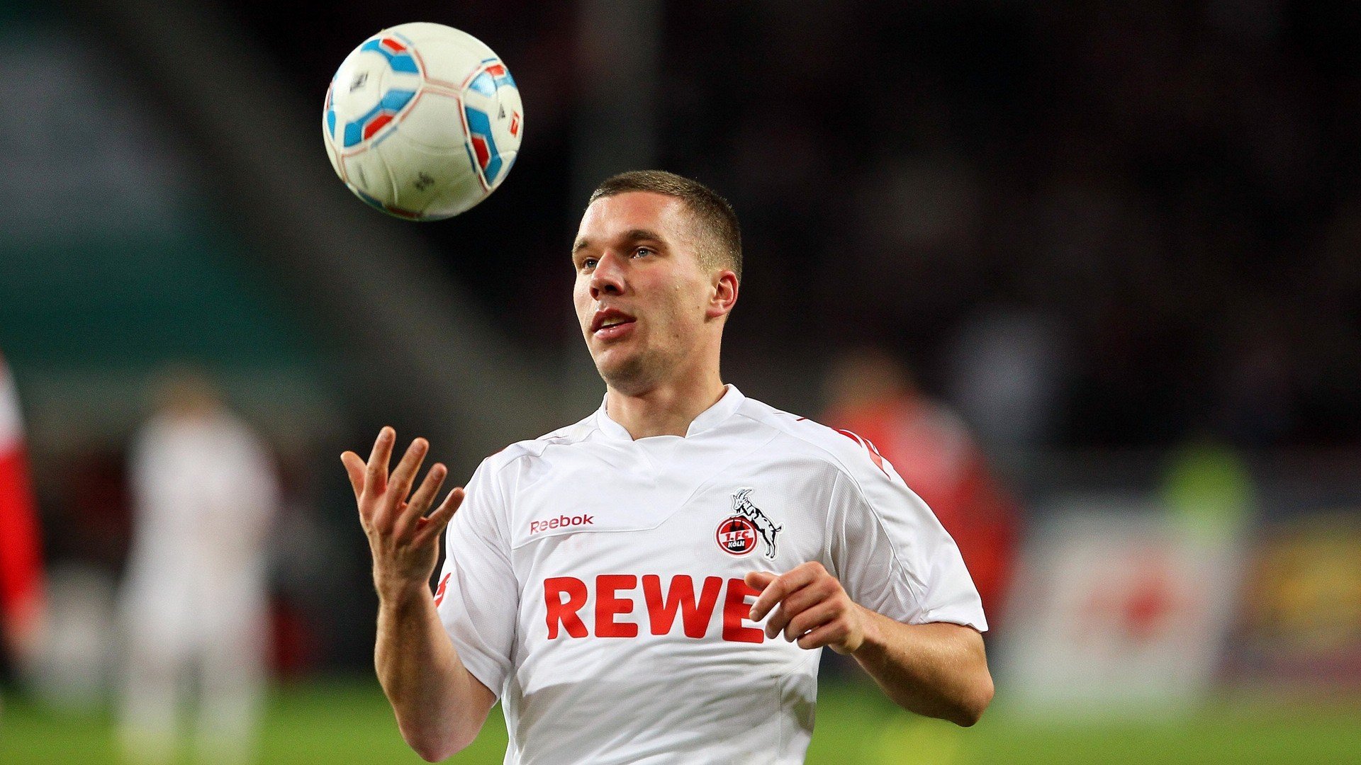 “中超联赛电视转播覆盖全国各大平台，再创新高”，2021中超赛事转播权